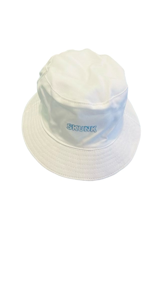 Skunk Cloud Reversible Bucket hat